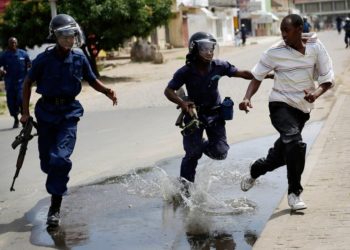 La mort et les arrestations arbitraires continuent de définir la vie au Burundi